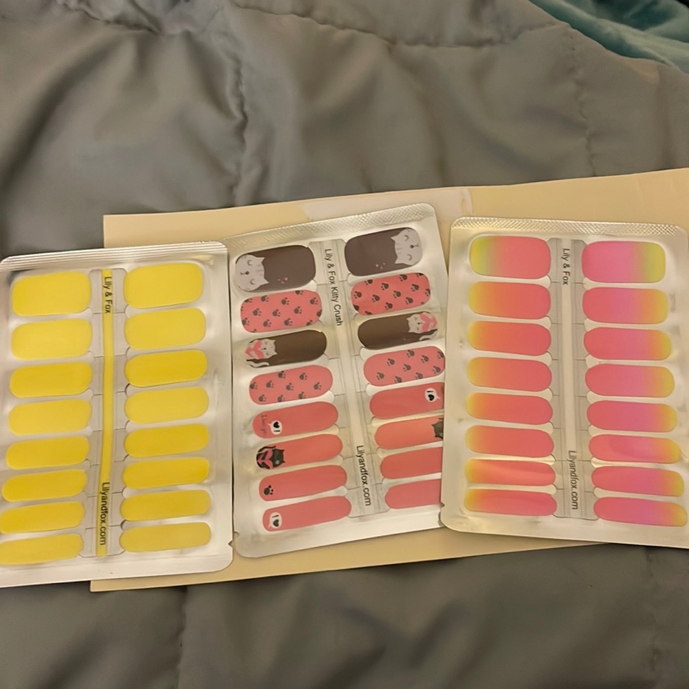 Lily and fox nail wraps